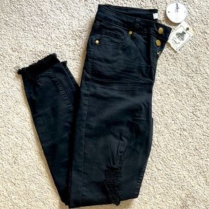 Easel Los Angeles Distressed Black Jeans NWT